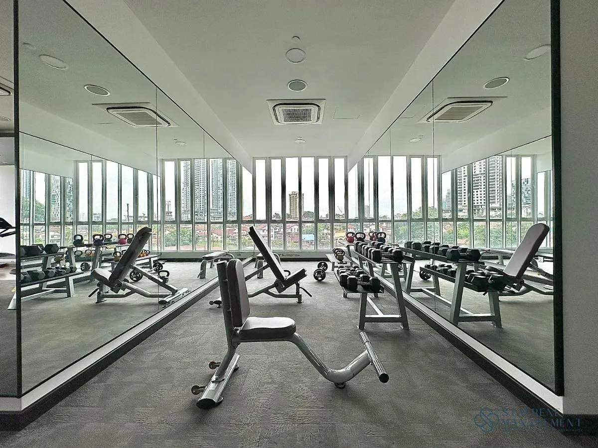 Tritower Residence Johor Bahru By Stayrene 0*,
